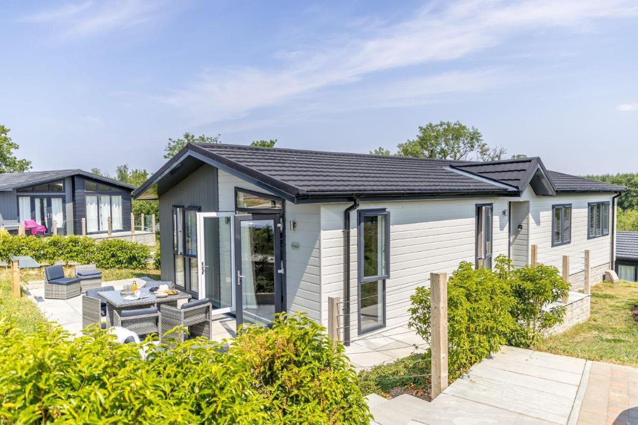 Rose Lodge, 21 Roadford Lake Lodges Lifton Ngoại thất bức ảnh